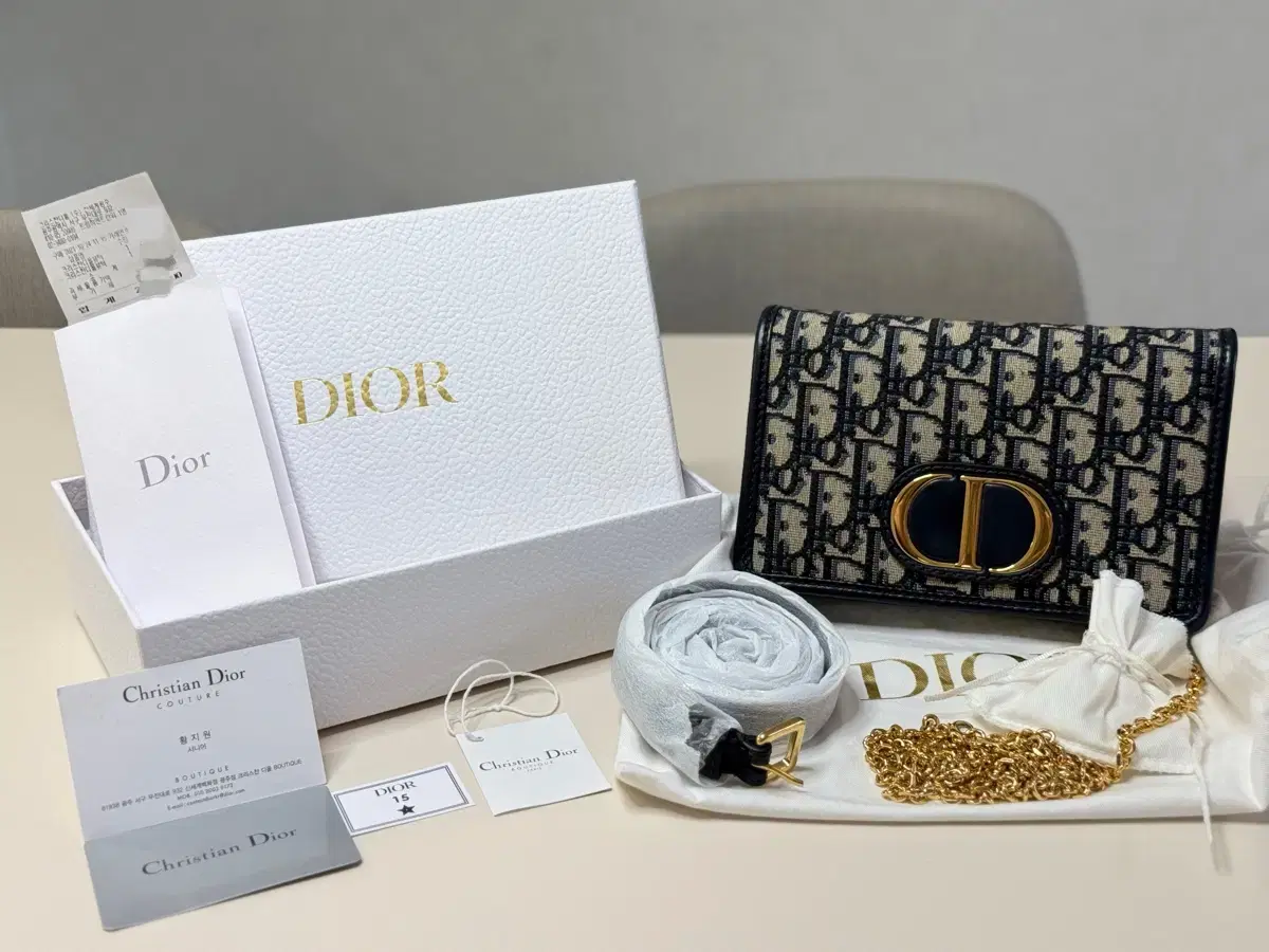 디올 몽테인 투인원 파우치 (dior 정품 풀구성)